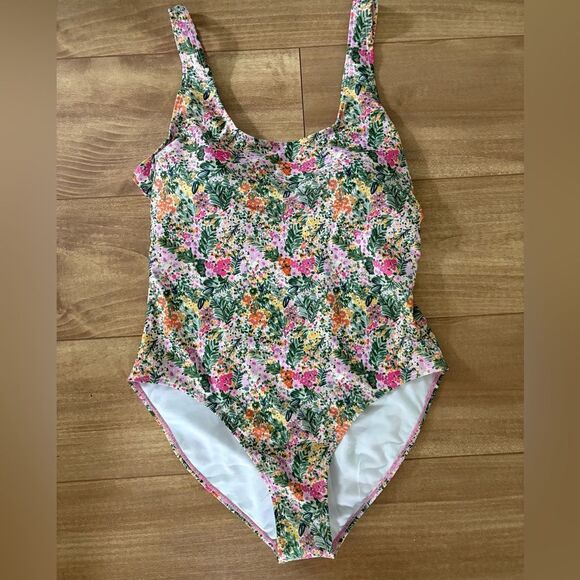 NWT Nicole Miller Floral Bathing Suit - Picture 1 of 5